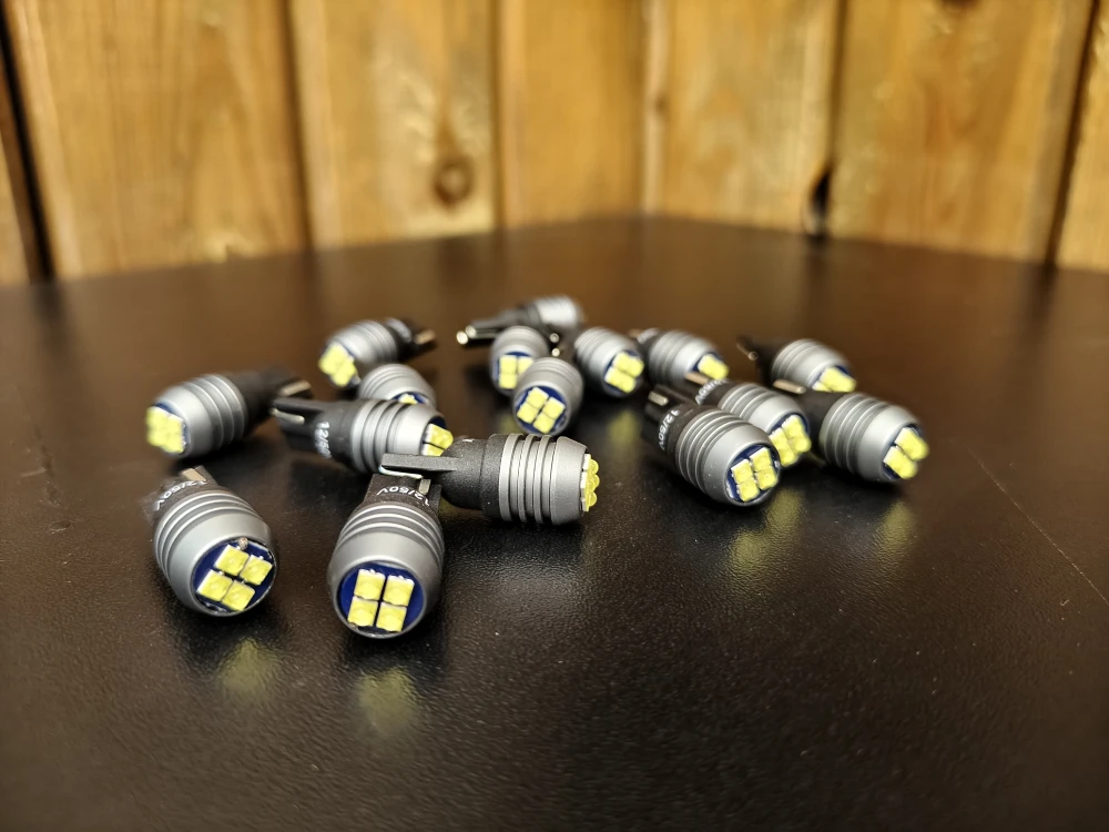 لمبه ليد w5w (بالواحده)